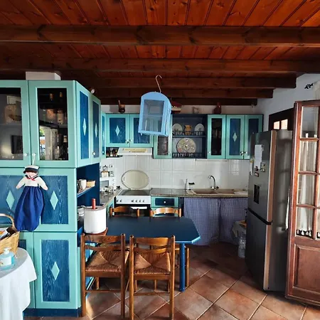 Lantställe Platy Gialos, Amazing View