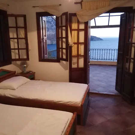 Platy Gialos, Amazing View Lantställe