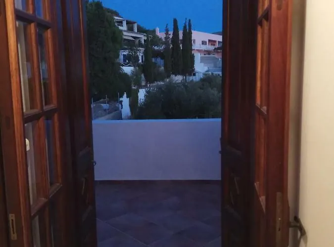 Platy Gialos, Amazing View منزل ريفي *