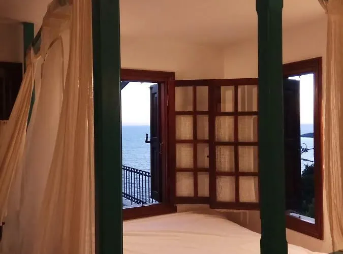 Platy Gialos, Amazing View منزل ريفي